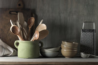 How to choose sustainable dinnerware