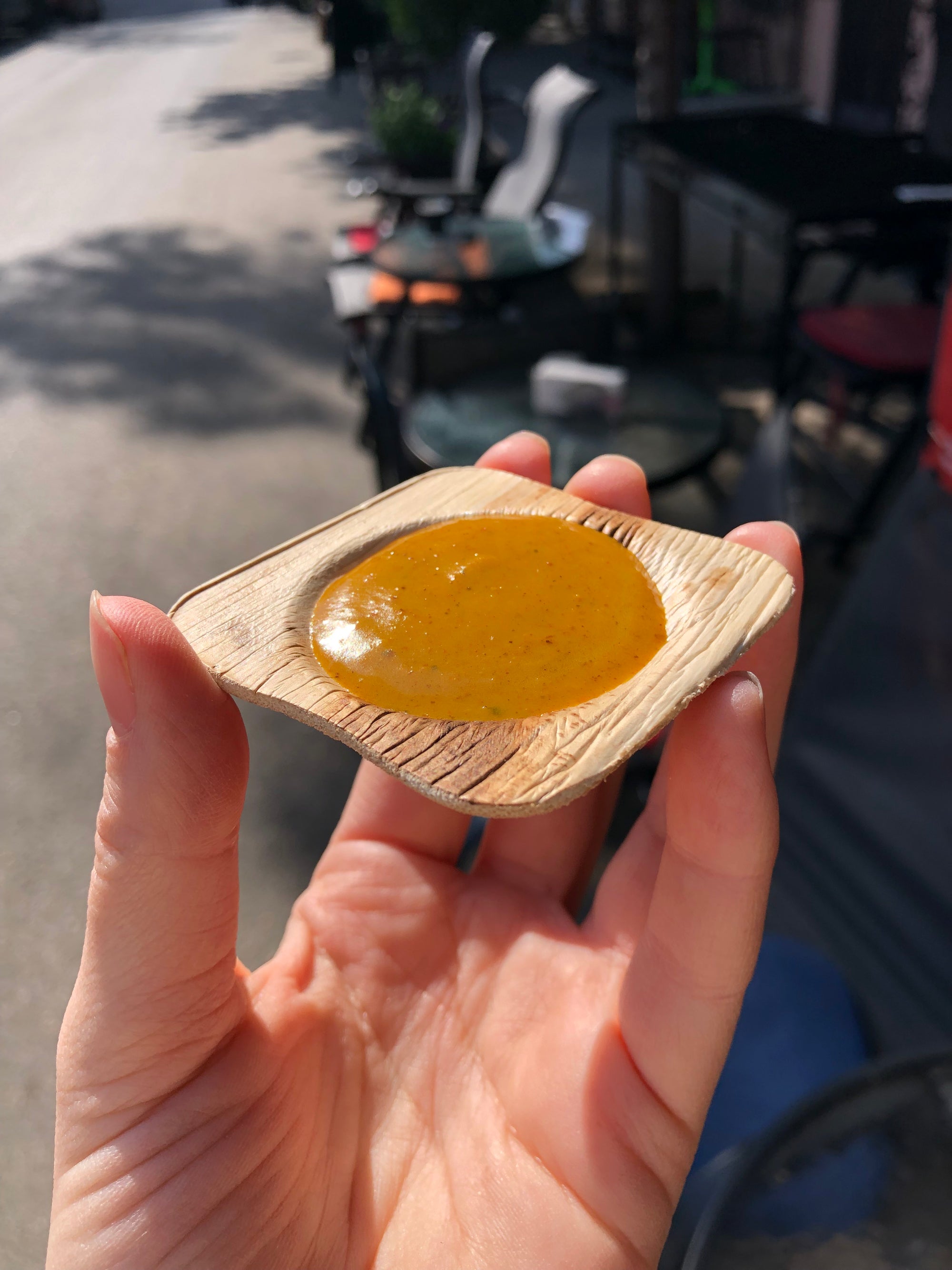 Eco-gecko 400 Disposable 2" Palm Leaf Sauce Bowls