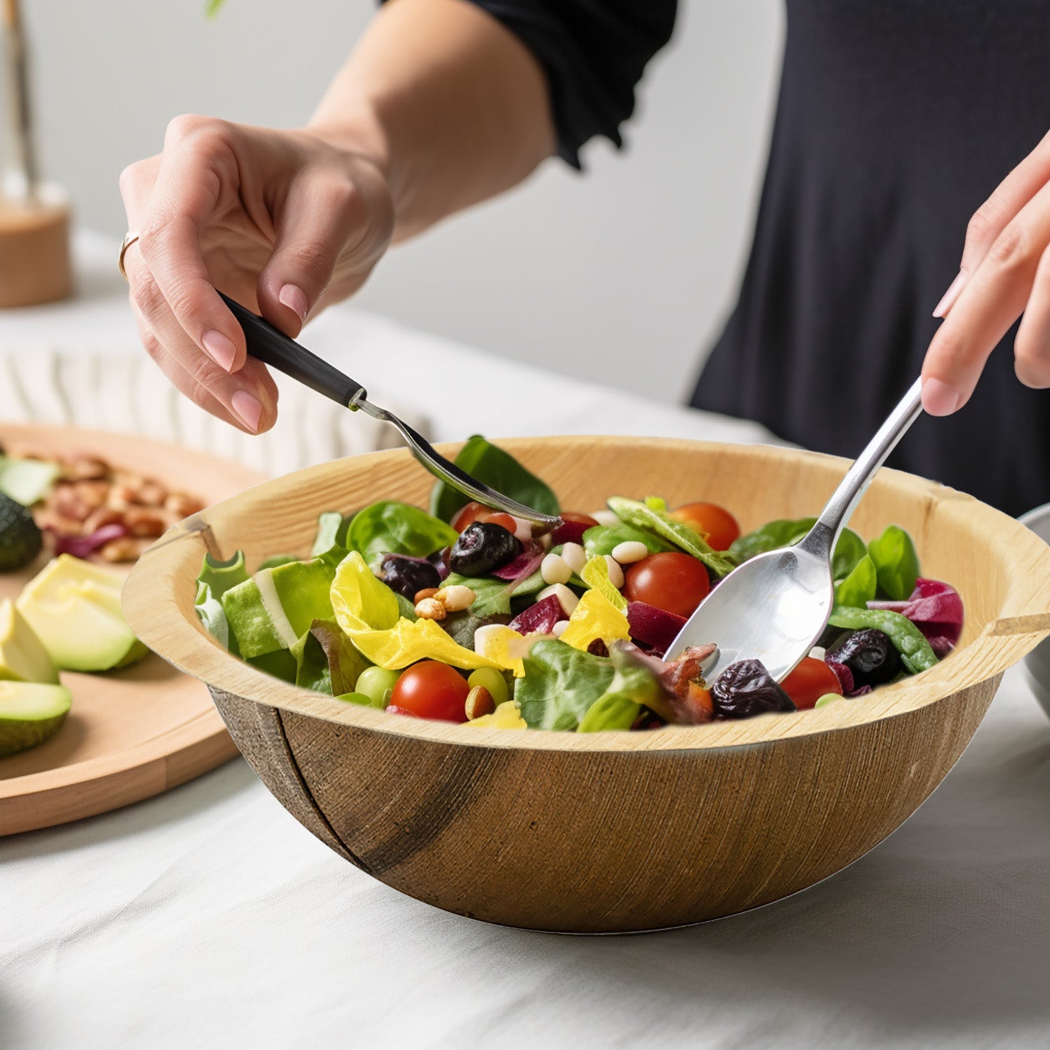 Eco-gecko 100 Disposable 8.5" Round Palm Leaf Serving Bowls