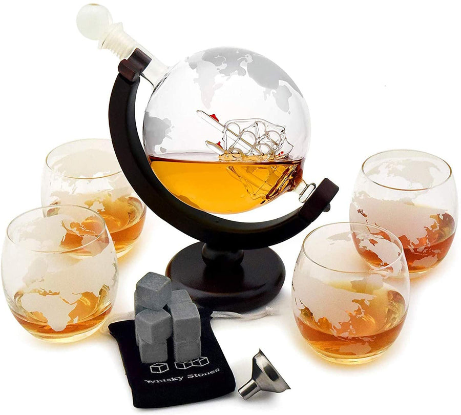 https://ecodesign-us.com/cdn/shop/products/Decanter1_900x.jpg?v=1613763929